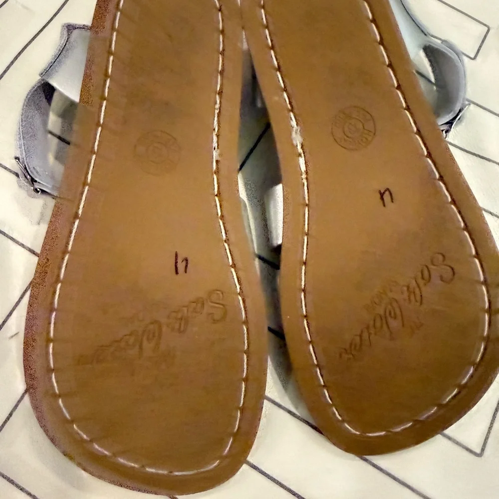 Salt Water Silver Sandals - Picture 13 of 14